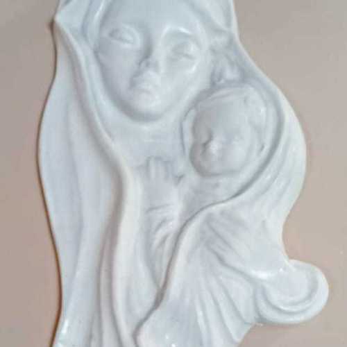 r66 20x11 cm. $990